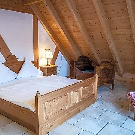 Lamm Hotel *